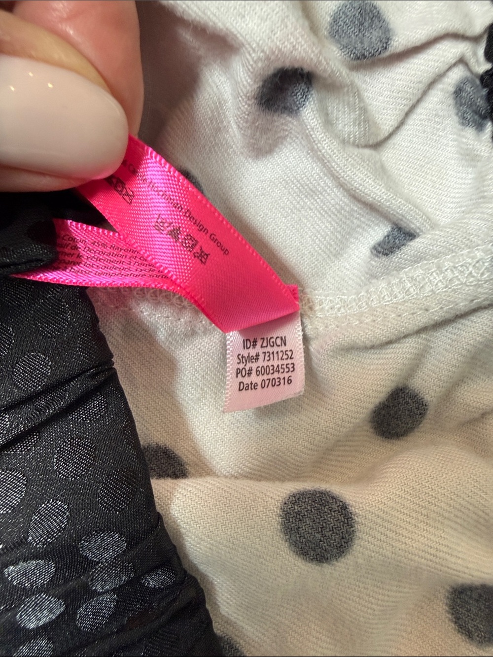 PINK Victoria's Secret Cream Polka Dot Lace Trim Pajama Shorts - Picture 3 of 4